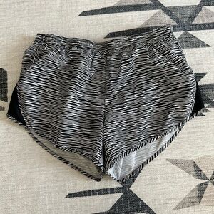 Nike Dri Fit Running Shorts Size Medium